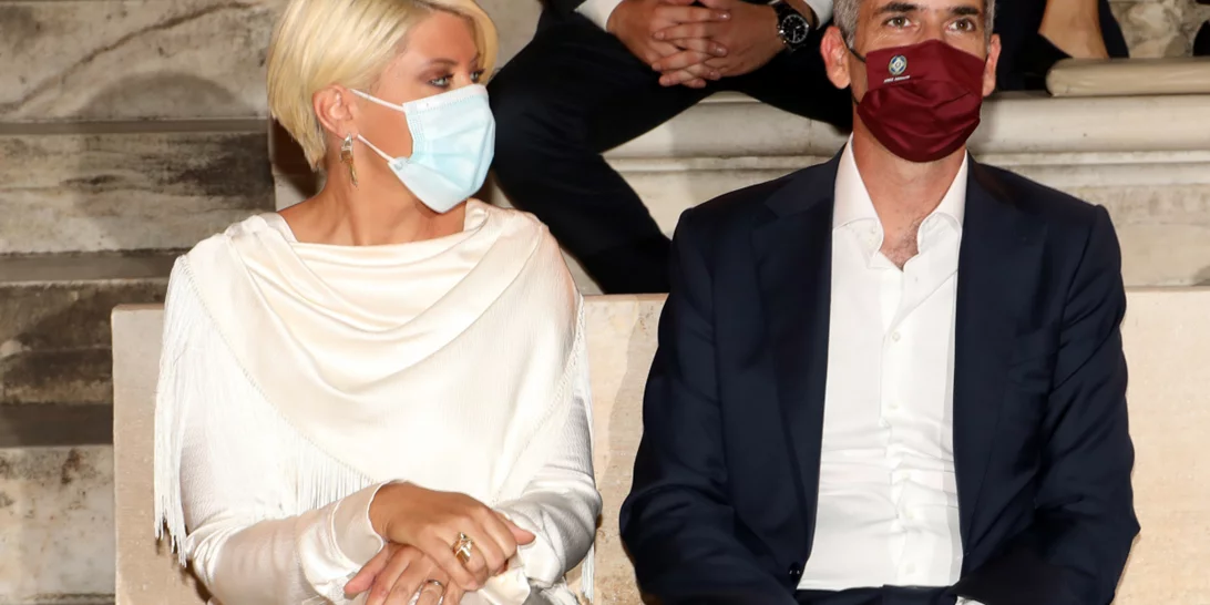 Κώστας Μπακογιάννης | Η τρυφερή φωτογραφία με τον 3χρονο γιο του στην παρέλαση