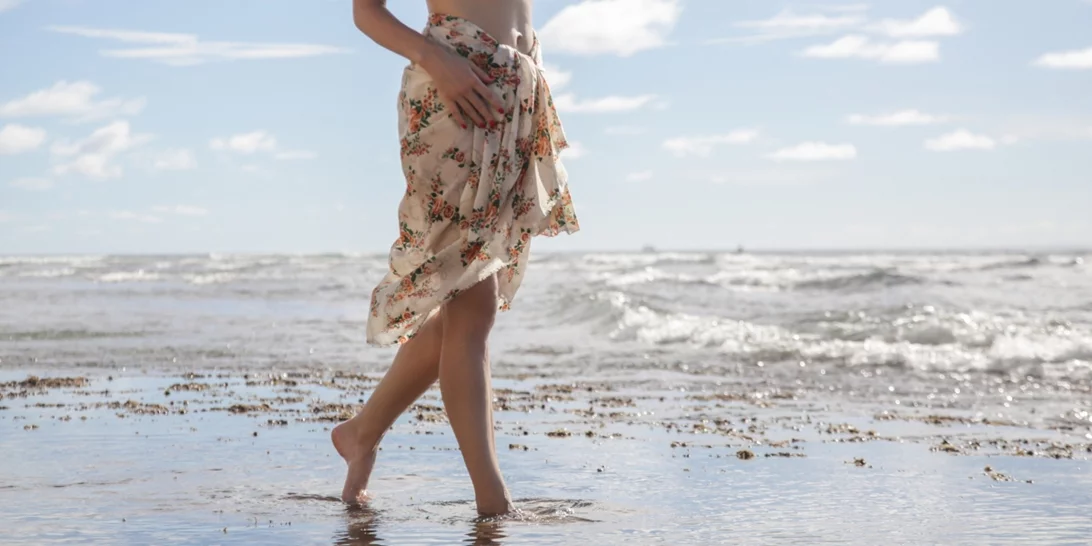 Ερωτευτήκαμε αυτές τις φούστες | 10 sarong για να φοράς στην παραλία και στην πόλη