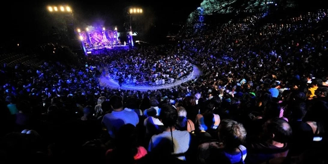 Έπειτα από 15 χρόνια και με χρηματοδότηση της Περιφέρειας, άνοιξε για το κοινό το θέατρο του Λυκαβηττού