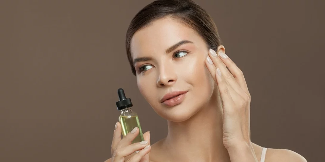 5 έλαια προσώπου που χαρίζουν αποτέλεσμα λίφτινγκ