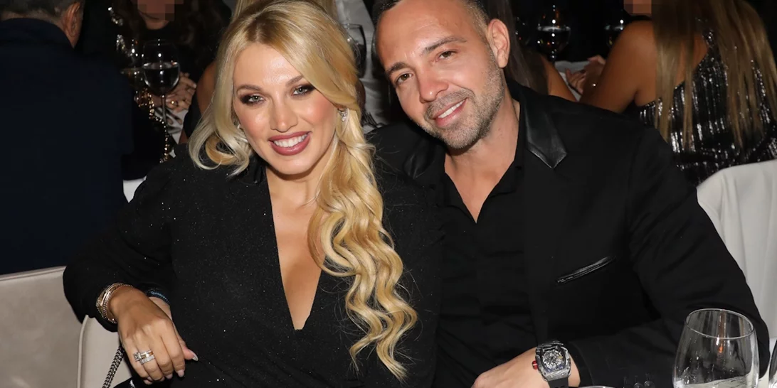 Κωνσταντίνα Σπυροπούλου & Βασίλης Σταθοκωστόπουλος | Φωτογραφίζονται με τα μαγιό τους στην πιο τρυφερή τους φωτογραφία