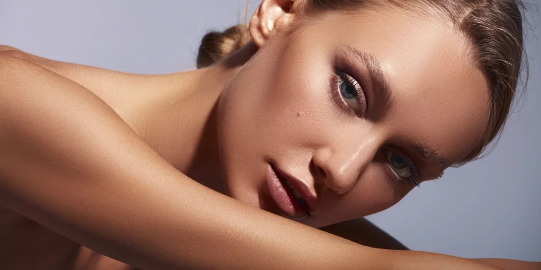 Αυτή η κρέμα ματιών με βιταμίνη C κοστίζει λιγότερο από 12 ευρώ και φωτίζει το βλέμμα