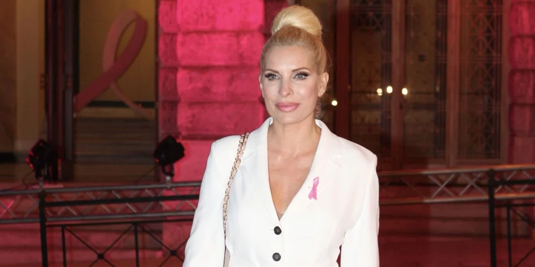 Η Ελένη Μενεγάκη με φόρμα στο στούντιο | Η συνάντηση με την Ελεονώρα Μελέτη