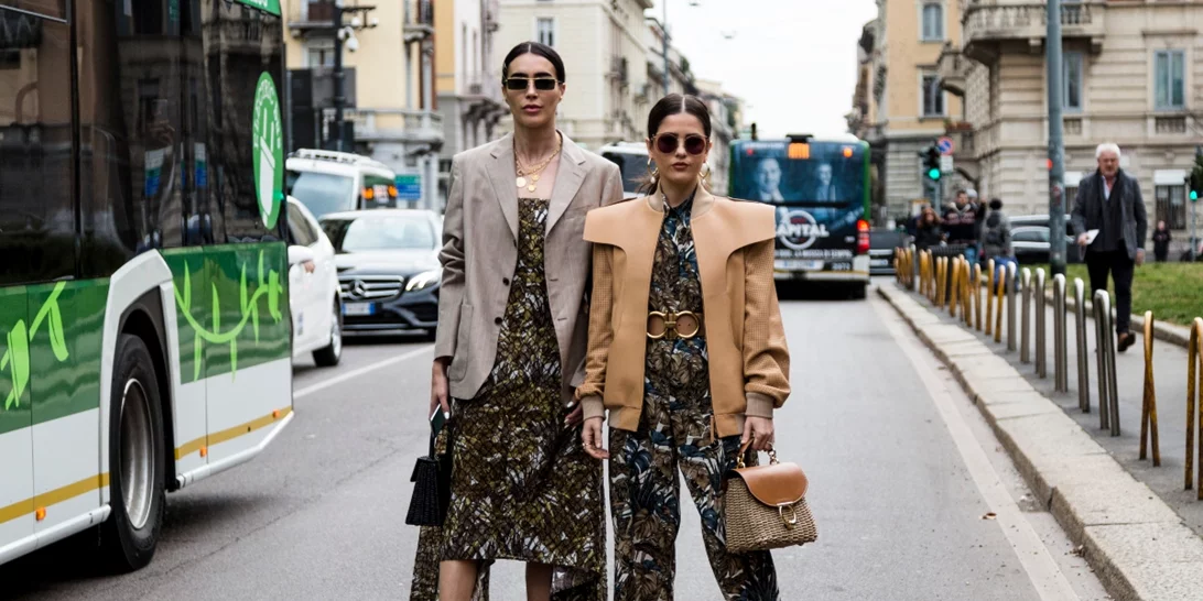 Κουράστηκες με τις βραδινές εξόδους; | Ο οδηγός επιβίωσης για τις εορταστικές εμφανίσεις