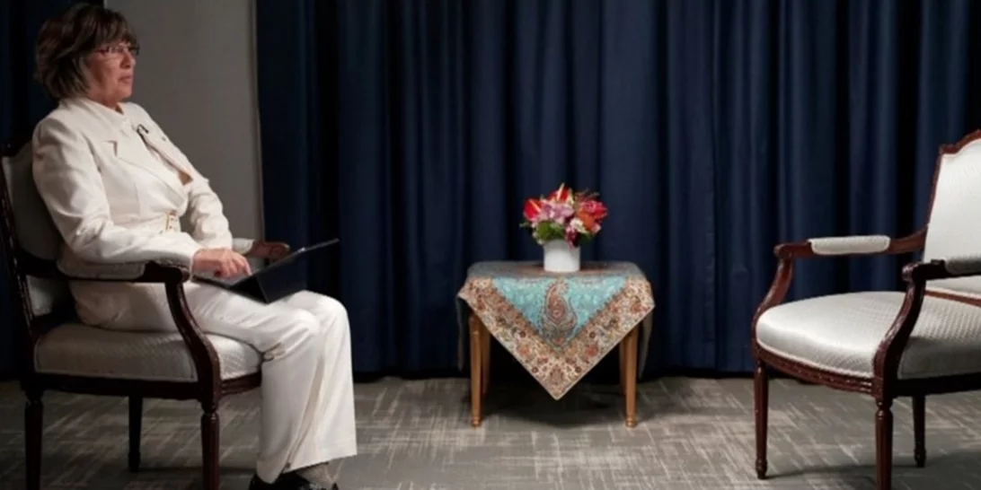 Christiane Amanpour | Ο πρόεδρος του Ιράν ακύρωσε την τελευταία στιγμή συνέντευξη επειδή η δημοσιογράφος δεν φορούσε μαντήλα