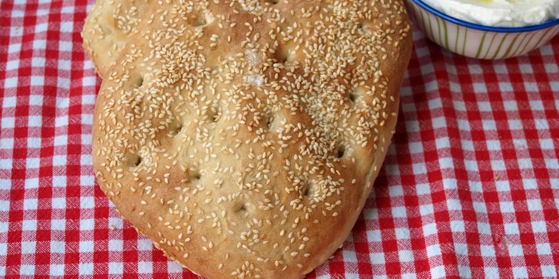 Καθαρά Δευτέρα | Τα 5 μυστικά της Αργυρώς Μπαρμπαρίγου για την τέλεια λαγάνα