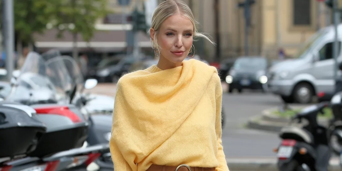 Τα πλεκτά πουλόβερ επέστρεψαν | 4 tips για να τα φροντίσεις ώστε να παραμείνουν σαν καινούργια