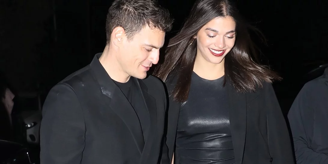 Μελίνα Νικολαΐδη | Φωτογραφίζει τον Δημήτρη Φιντιρίκο με θέα το χιονισμένο τοπίο