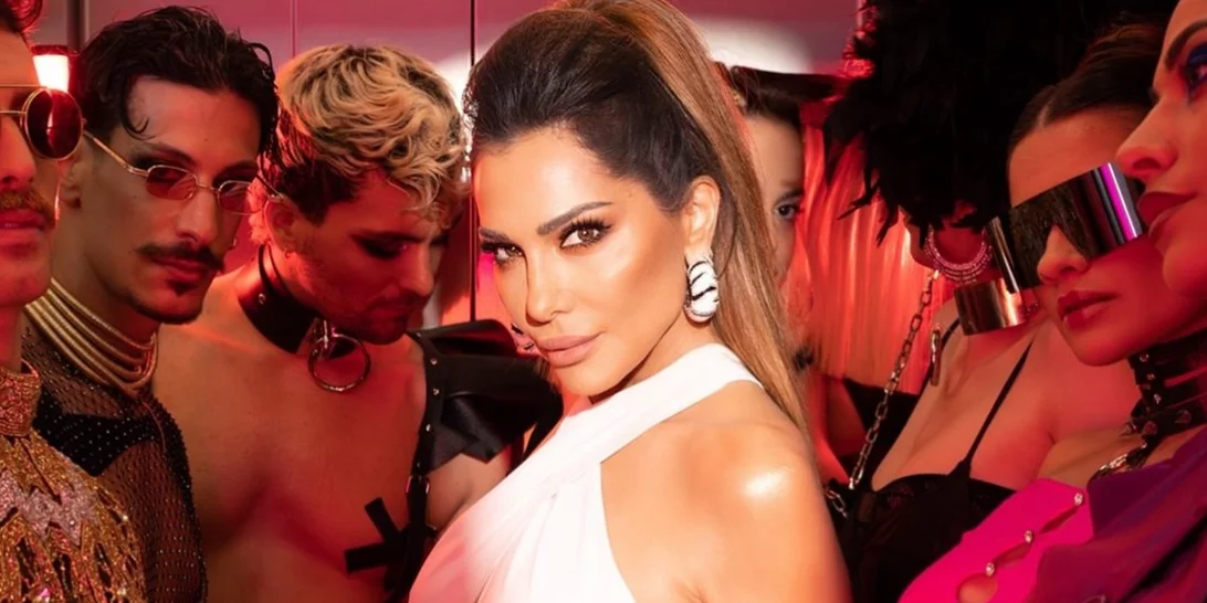 Δέσποινα Βανδή | "Να αγαπάμε τον εαυτό μας και να τον φροντίζουμε"