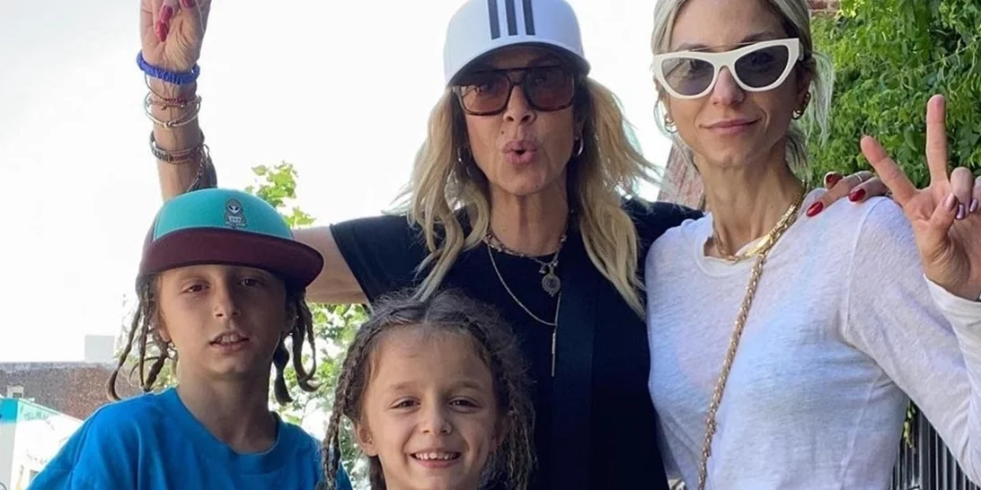 H Σοφία Καρβέλα αποκαλύπτει ποιο αγαπημένο τραγούδι της Άννας Βίσση είναι γραμμένο για την ίδια