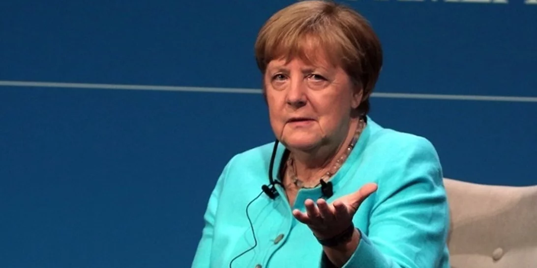 Angela Merkel | Ο ελληνικός είναι ένας λαός από τον οποίο έχουμε να μάθουμε πολλά