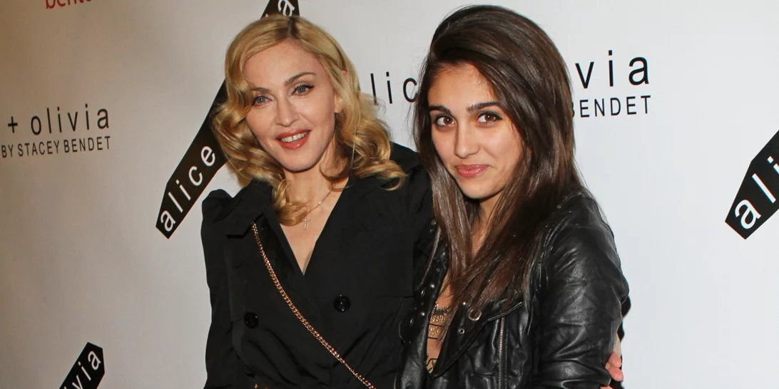 "Aδύναμη και πολύ κουρασμένη" η Μαντόνα, μετά τη λοίμωξη που υπέστη