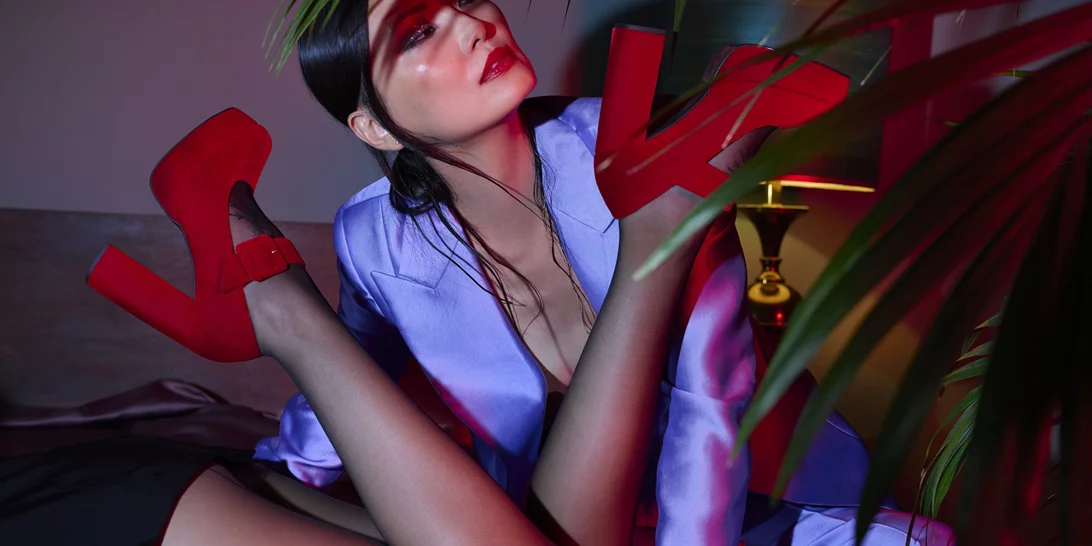 Αισθησιασμός, θηλυκότητα και κομψότητα συναντιούνται στη συλλογή "Dangerous Liaisons" της Tsakiris Mallas