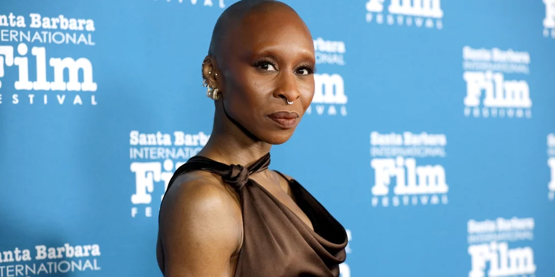 Η Σίνθια Ερίβο τιμήθηκε με το βραβείο Κερκ Ντάγκλας στο Φεστιβάλ της Σάντα Μπάρμπαρα