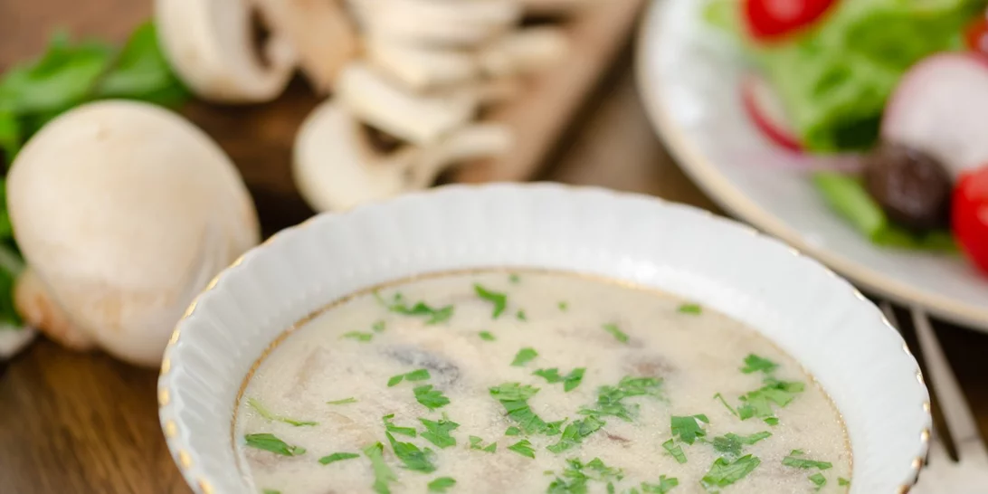 Κοτόσουπα βελουτέ με τυριά και κρέμα | Η σούπα που πρέπει να δοκιμάσεις