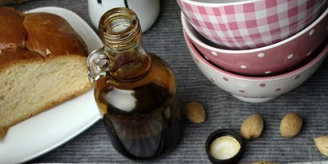 Αυγόφετες με τσουρέκι και πετιμέζι, αυγά μάτια σε πήλινο, Κέικ Νουτέλα | 3 συνταγές για το πιο εντυπωσιακό πρωινό