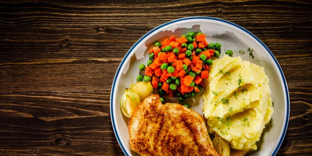 Συνταγή για φιλέτο κοτόπουλο με πουρέ πατάτας