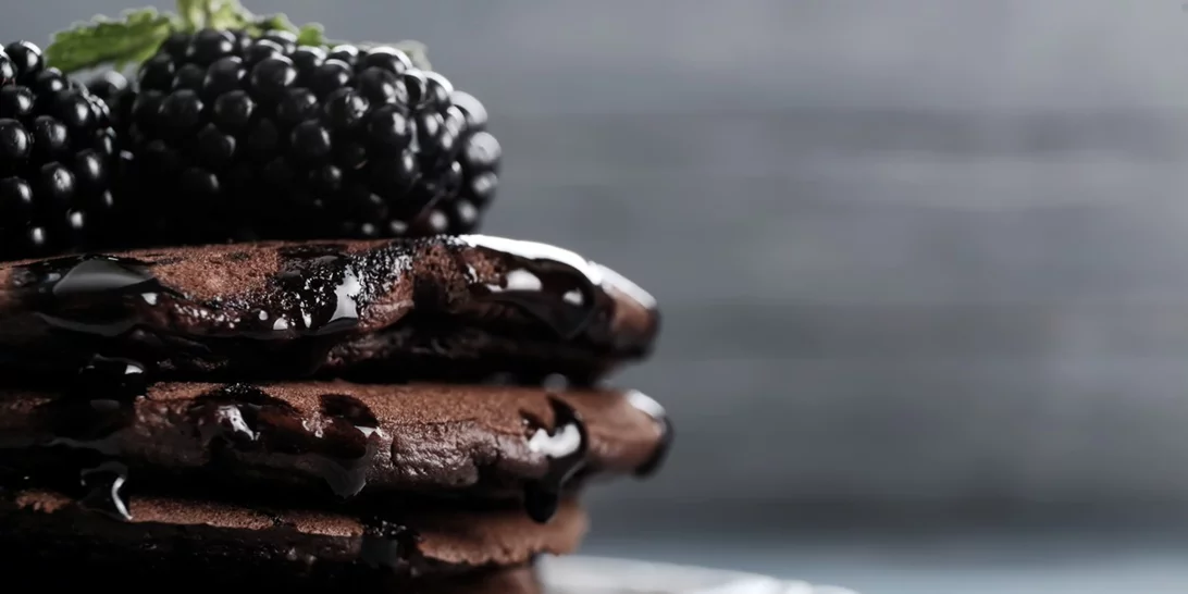 Πώς θα φτιάξεις τηγανίτες σοκολάτας με σος σοκολάτας