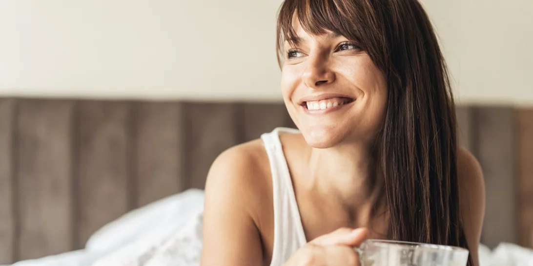 Γιατί δεν πρέπει να πίνεις καφέ μόλις ξυπνάς το πρωί;