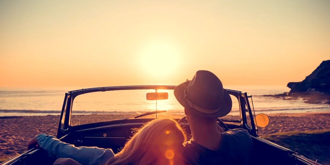 Μπορεί ένας καλοκαιρινός έρωτας να γίνει σχέση; Οι συμβουλές για να το πετύχεις