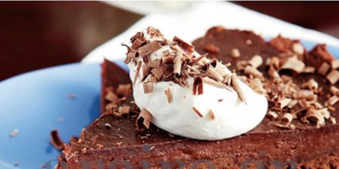 Συνταγή για σοκολατένια τάρτα µε κρέµα σοκολάτας