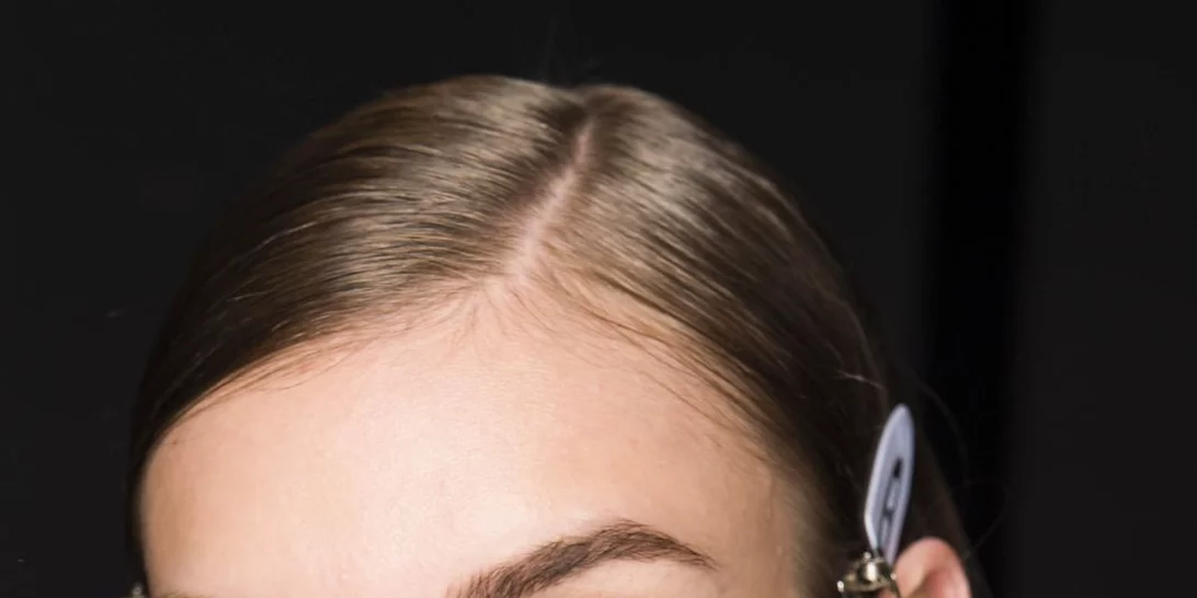 Τα βήματα της σωστής περιποίησης προσώπου για καλή σεζόν!