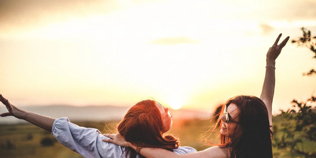 Πώς να είμαι καλή φίλη | 5 απλοί τρόποι για να βελτιώσεις (και να εμπλουτίσεις) τις φιλίες σου