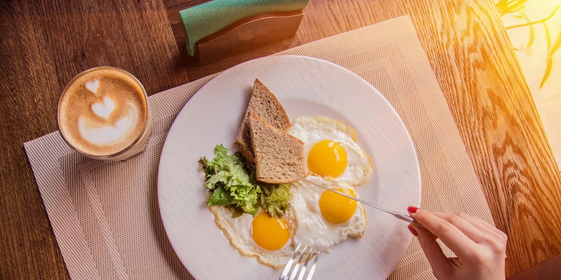 Πώς θα ενισχυθεί η προσπάθεια για απώλεια βάρους: Οι 20 τροφές που καίνε λίπος