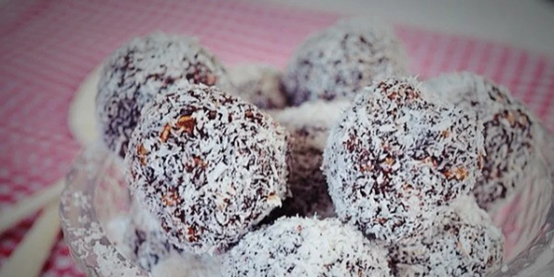 Σουηδικά τρουφάκια σοκολάτας με καρύδα