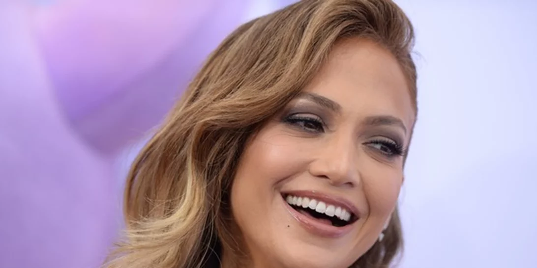 Jennifer Lopez | Φόρεσε το iconic jungle print για ακόμη μια φορά