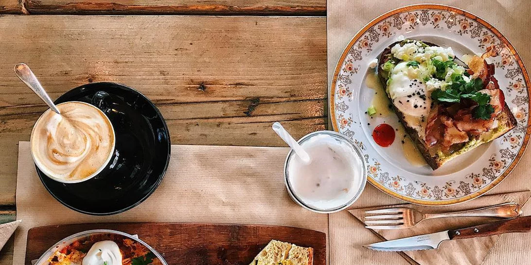 Βόλτα στην Κηφισιά: Τα 10 πιο αγαπημένα μας μαγαζιά για καφέ, brunch και φαγητό