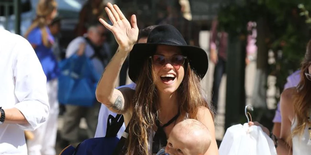 Σοφία Καρβέλα: Μας συστήνει για πρώτη φορά τον νεογέννητο Νέστορα!