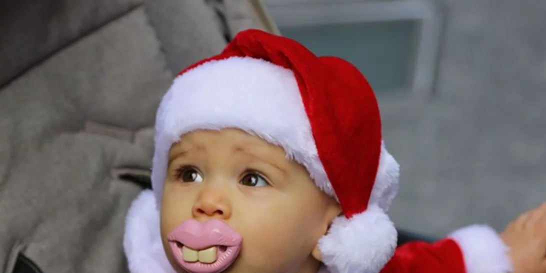 Athens Santa Run: Πλημμύρισαν Αϊ Βασίληδες οι δρόμοι της Αθήνας