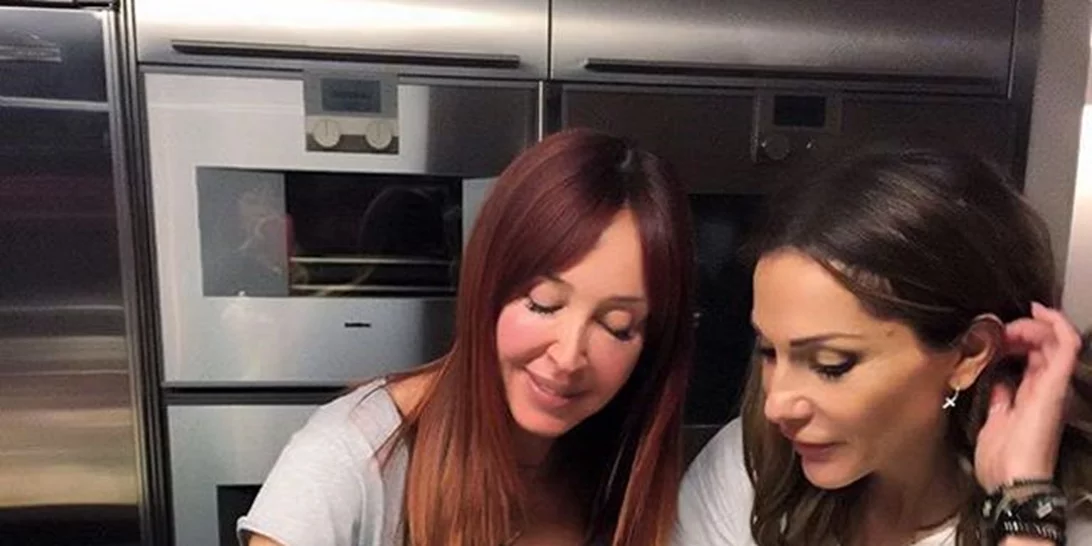 Δέσποινα Βανδή: Ετοιμάζει χριστουγεννιάτικα γλυκά (Φωτογραφίες)