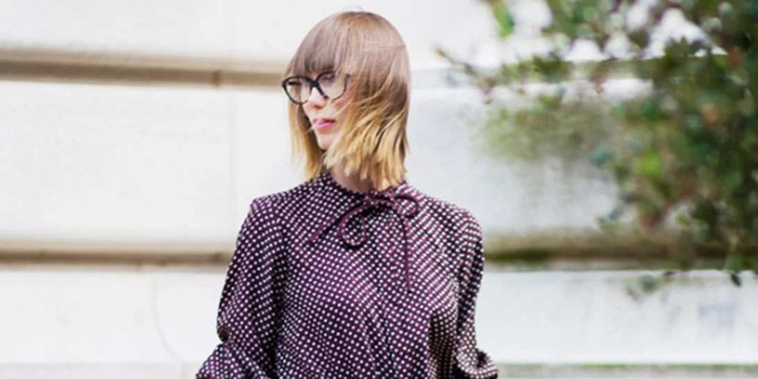 5 αλλιώτικοι τρόποι να φορέσεις το denim σου χωρίς να γίνεις βαρετή, από το πρωί μέχρι το βράδυ