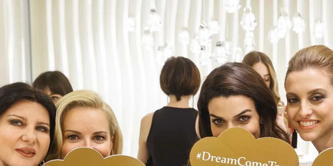 Ποιοι επώνυμοι βρέθηκαν στο νέο «Concept Store»: A Dream Come True της Folli Follie