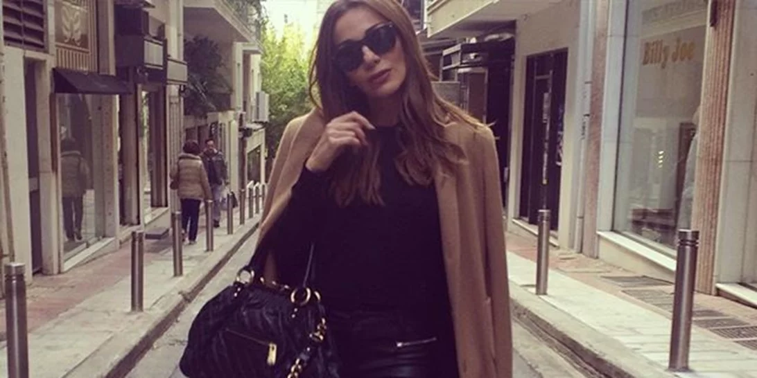 Οι επώνυμες Ελληνίδες κρυώνουν με τον πιο κομψό τρόπο