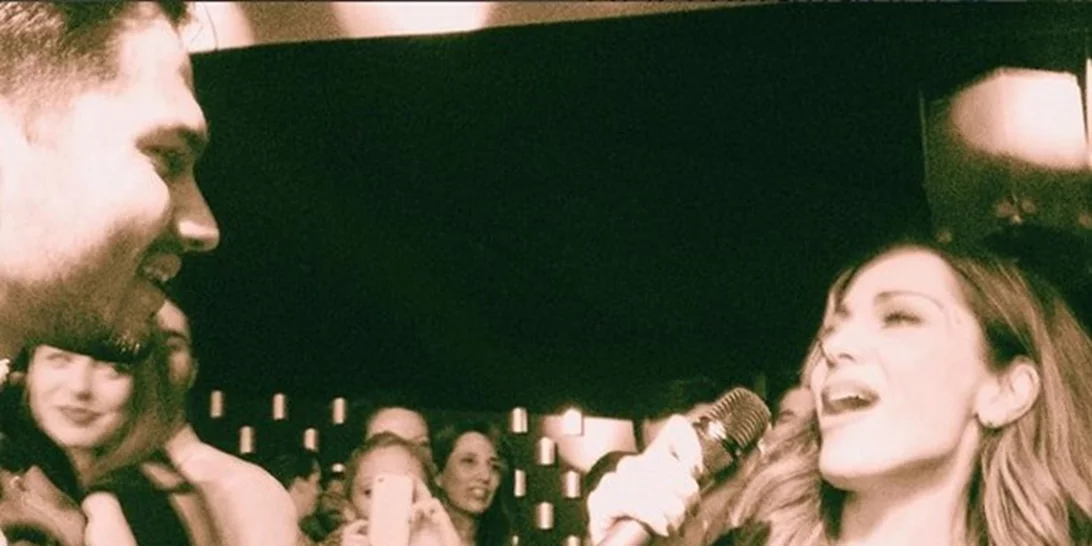 Δέσποινα Βανδή: Η βραδινή της έξοδος και το τραγούδι της που ερμήνευσε live (video)