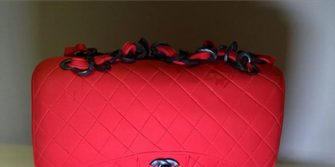 Τα cake bags είναι το νέο trend! Θα ήθελες ένα κομμάτι Chanel;