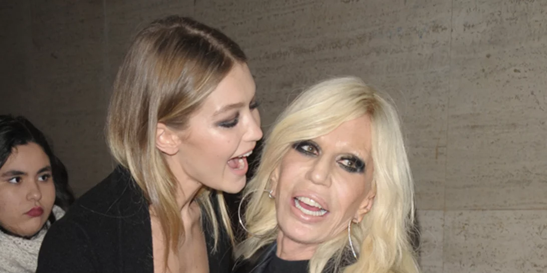 Celebs...Σαν εμάς! (01/02)