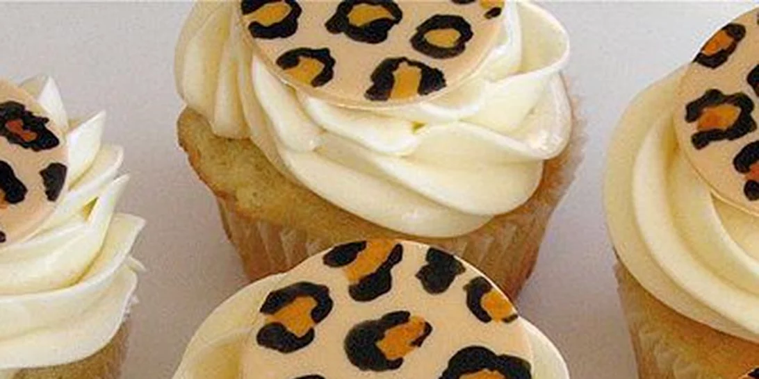 Αυτή είναι η νέα τάση στα κέικ! Πώς θα τα φτιάξεις;