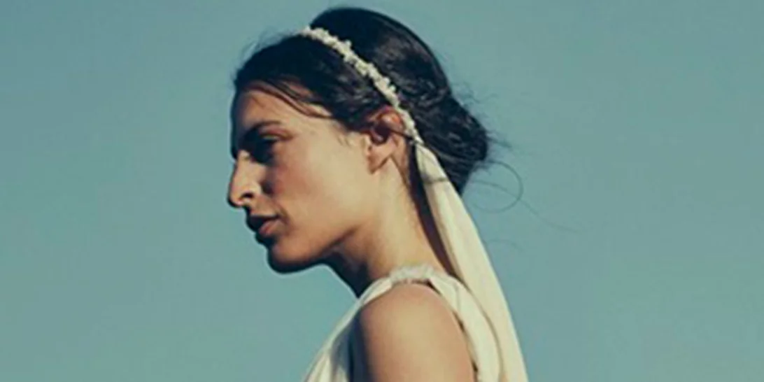 Τα πιο ρομαντικά νυφικά σε περιμένουν να τα ανακαλύψεις στο Κολωνάκι