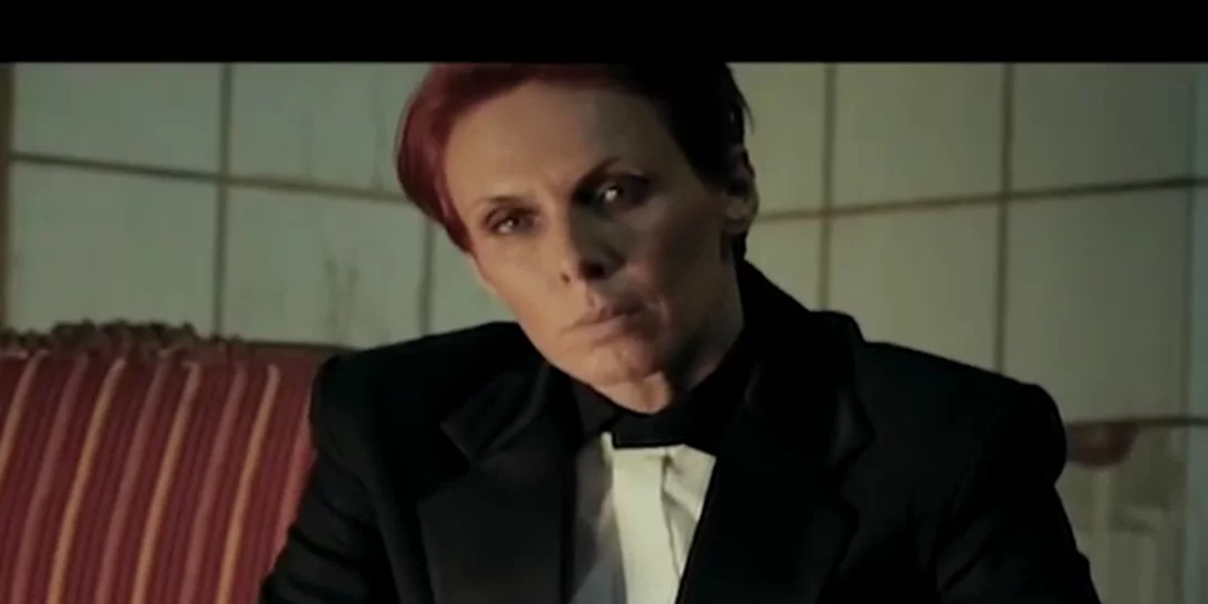 Δείτε την μεταμόρφωση της Εβελίνας Παπούλια για τον ρόλο στο «Βίκτωρ/Βικτώρια»