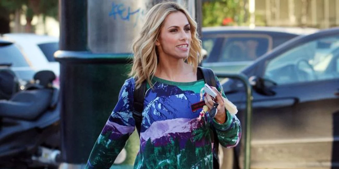 Ντορέττα Παπαδημητρίου: Βόλτα στην Γλυφάδα με αθλητικό look