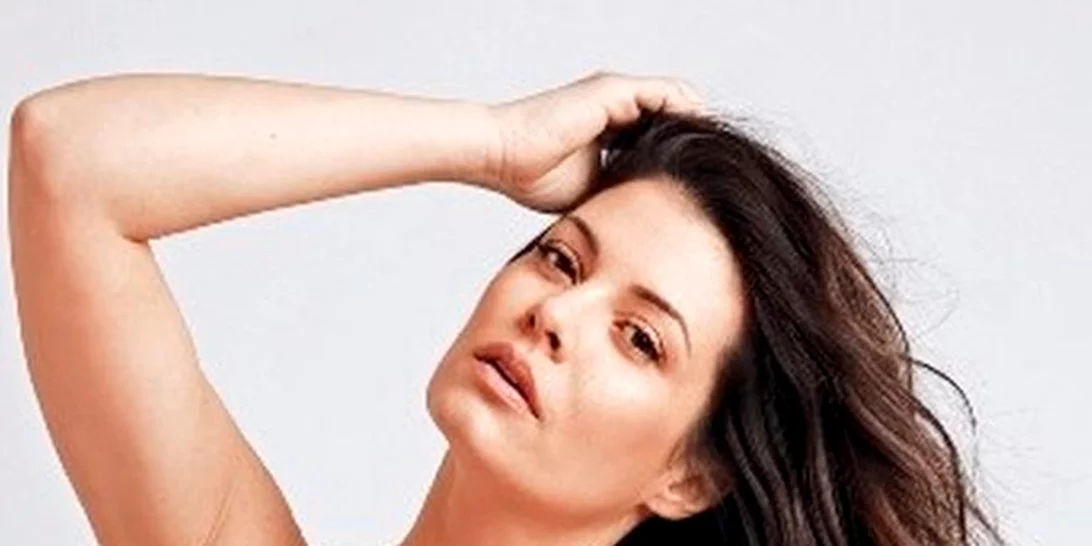 Μαρία Κορινθίου: Ποζάρει με τα εσώρουχα και μιλά για τα παραπανίσια κιλά