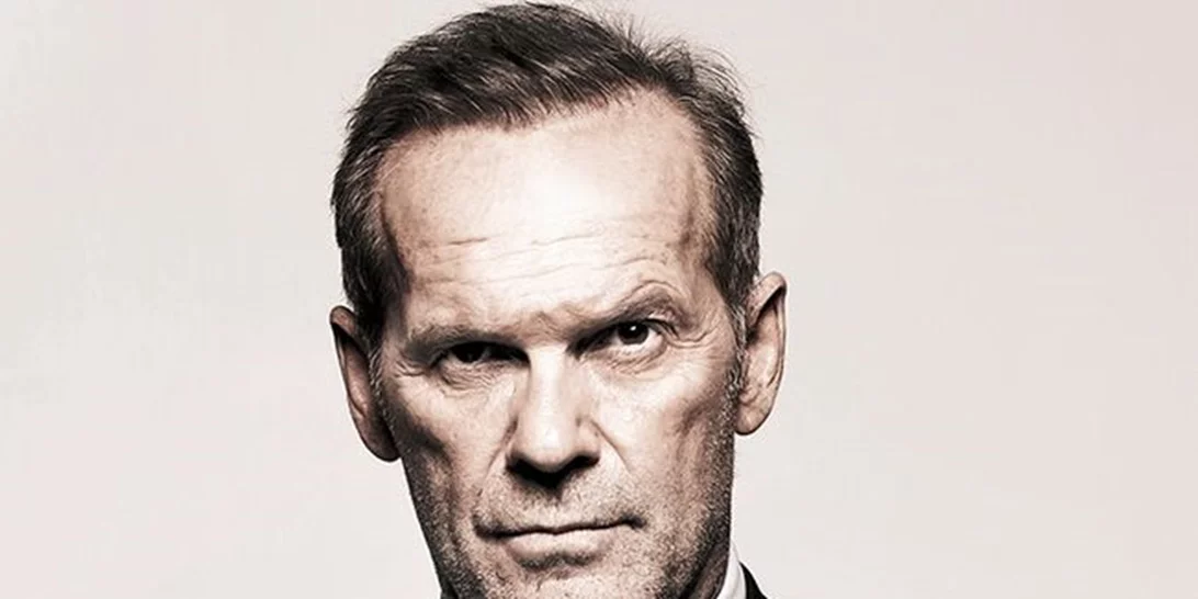 Ο Πέτρος Κωστόπουλος επιστρέφει με late night show στον Alpha