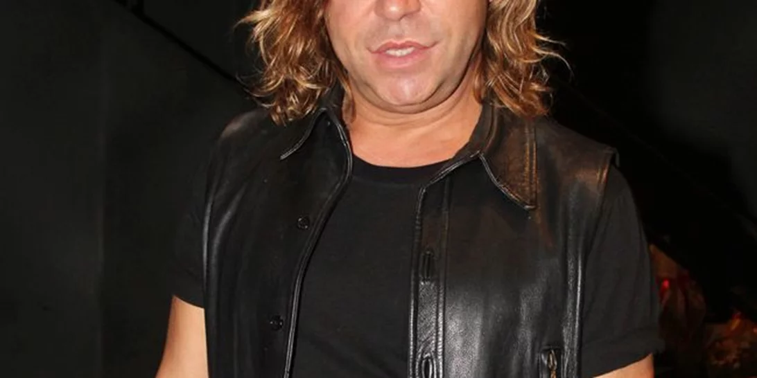 Ο Τρύφωνας Σαμαράς δηλώνει "υπεράνω" και απαντά στο unfollow της Τζένης Μπαλατσινού