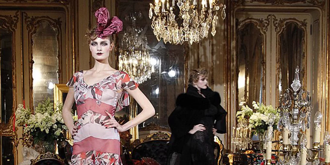 Ποιο supermodel πρωταγωνιστεί στην καμπάνια John Galliano;