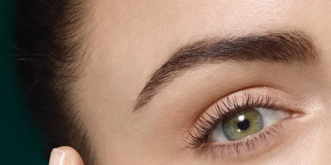 Ανόρθωση και άμεση σύσφιξη στο περίγραμμα των ματιών με 1 κίνηση!