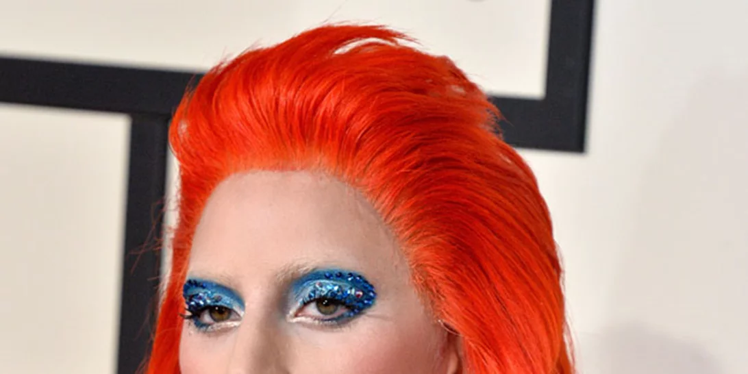 Lady Gaga: Κάνει γυμναστική φορώντας μόνο τα εσώρουχα της! (φωτογραφία)